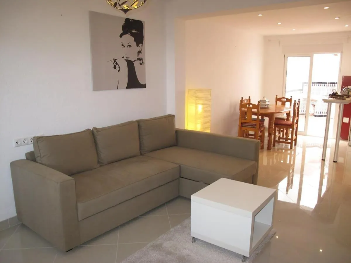 Hernan Cortes Nerja 0*,  İspanya